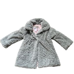 Girls Super Plush Faux Fur Coat -NWOT